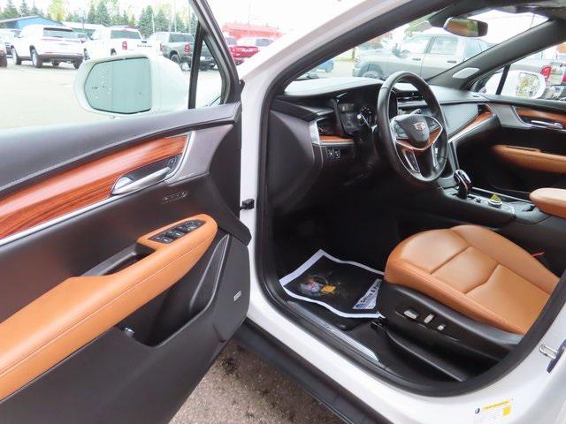 used 2020 Cadillac XT5 car, priced at $19,000