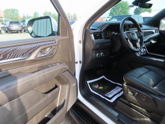 used 2024 GMC Yukon XL car, priced at $78,500