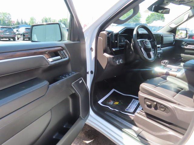 used 2024 GMC Sierra 1500 car, priced at $55,000