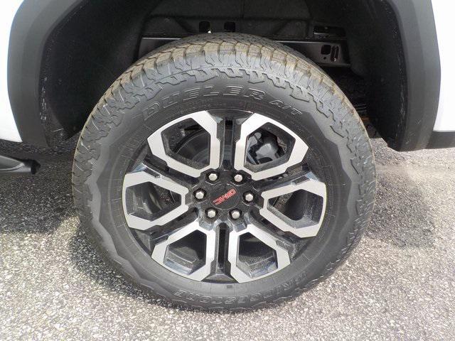 new 2025 GMC Canyon car, priced at $47,879