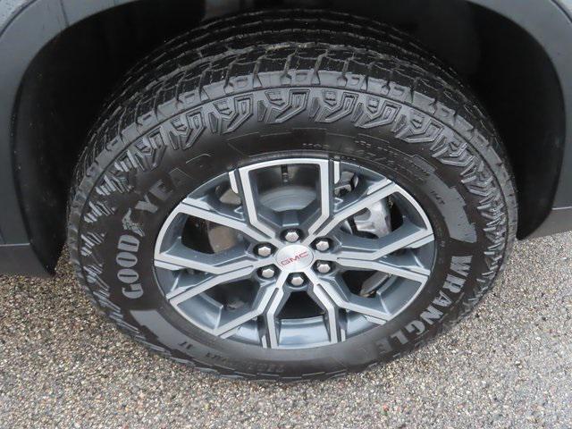 new 2025 GMC Acadia car, priced at $53,699