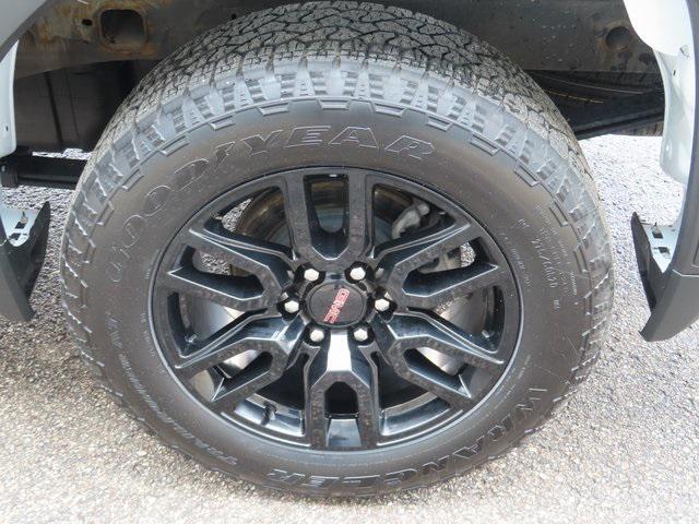 used 2024 GMC Sierra 1500 car, priced at $42,000