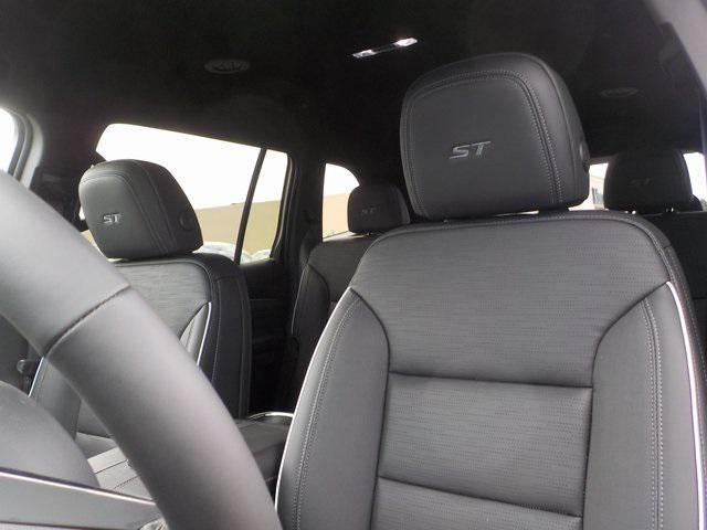 new 2025 Buick Enclave car, priced at $49,753