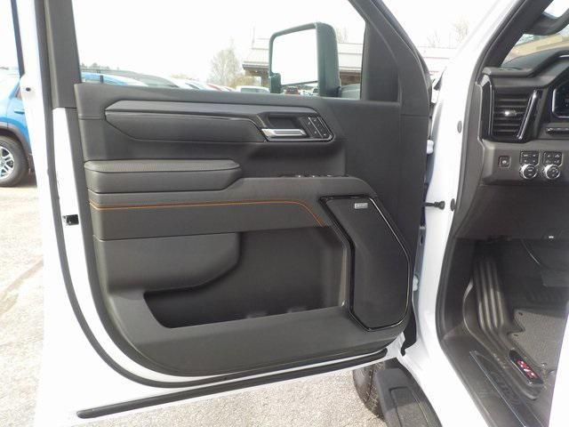 new 2025 GMC Sierra 2500 car, priced at $78,400