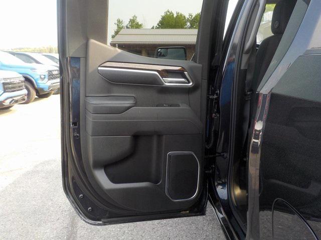 new 2025 GMC Sierra 1500 car, priced at $46,538