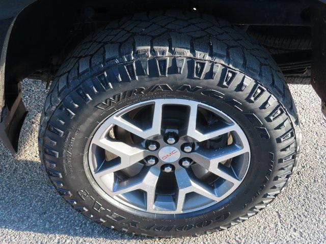used 2021 GMC Canyon car, priced at $31,000