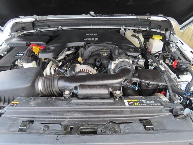used 2021 Jeep Gladiator car, priced at $32,000