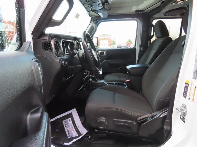 used 2021 Jeep Gladiator car, priced at $32,000