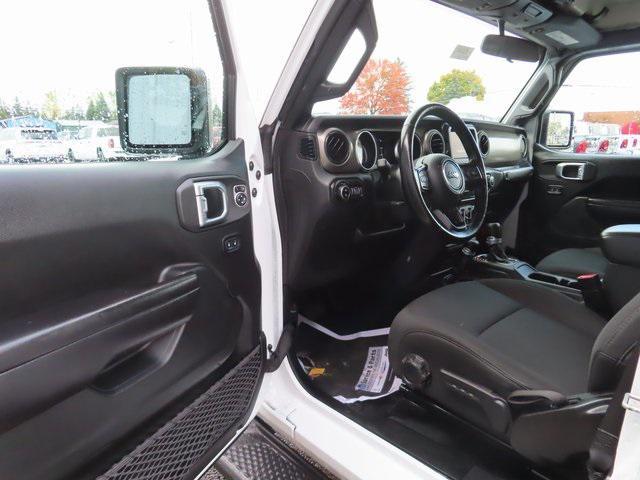 used 2021 Jeep Gladiator car, priced at $32,000