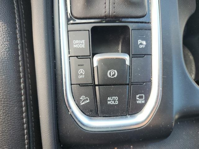 used 2020 Hyundai Santa Fe car, priced at $20,000