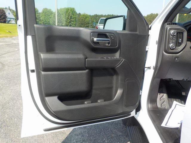 new 2025 GMC Sierra 1500 car, priced at $44,548