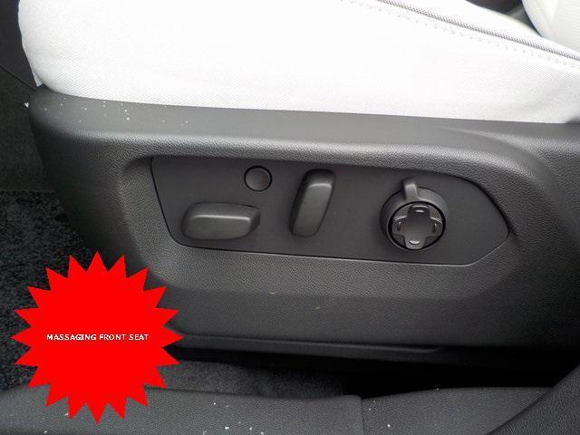 new 2025 Buick Envision car, priced at $44,026