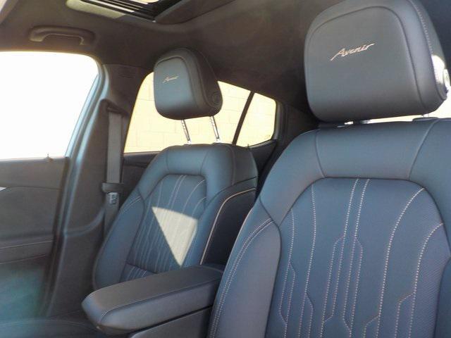 new 2025 Buick Envista car, priced at $29,552