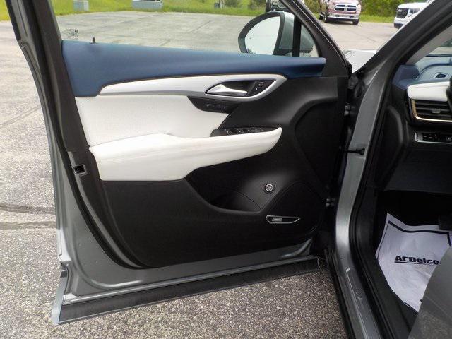 new 2025 Buick Envision car, priced at $44,007