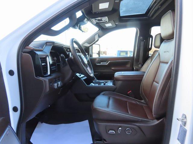 used 2024 GMC Sierra 2500 car, priced at $77,000