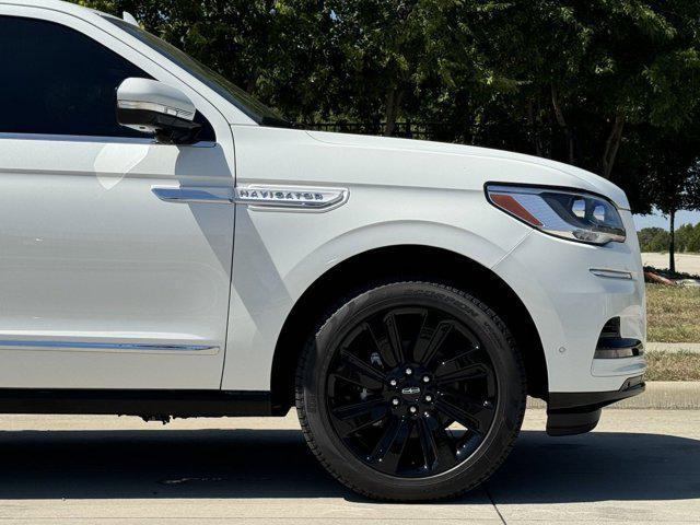 new 2024 Lincoln Navigator car, priced at $103,372