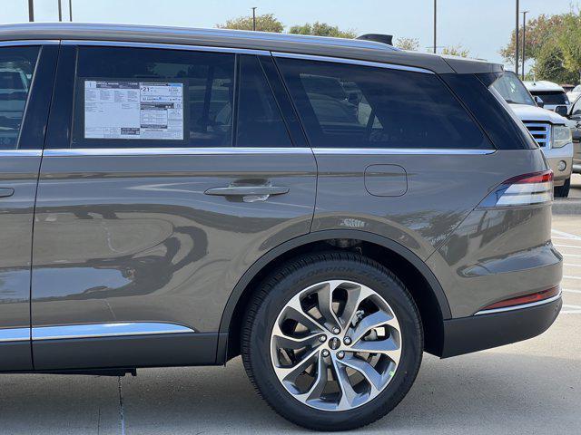 new 2025 Lincoln Aviator car, priced at $66,206