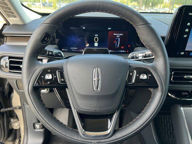 new 2025 Lincoln Aviator car, priced at $66,206