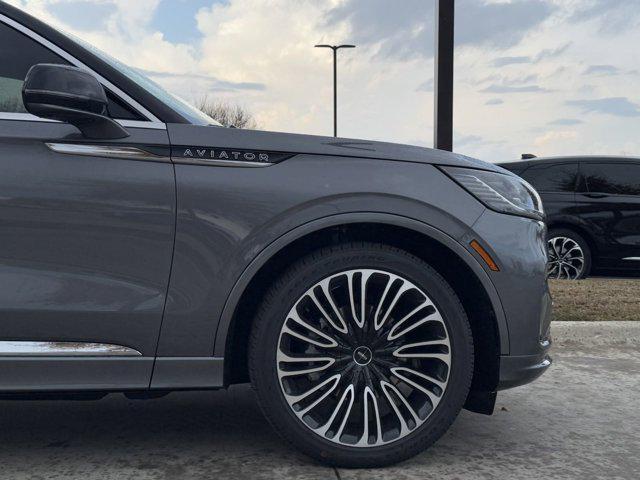 new 2025 Lincoln Aviator car, priced at $90,625