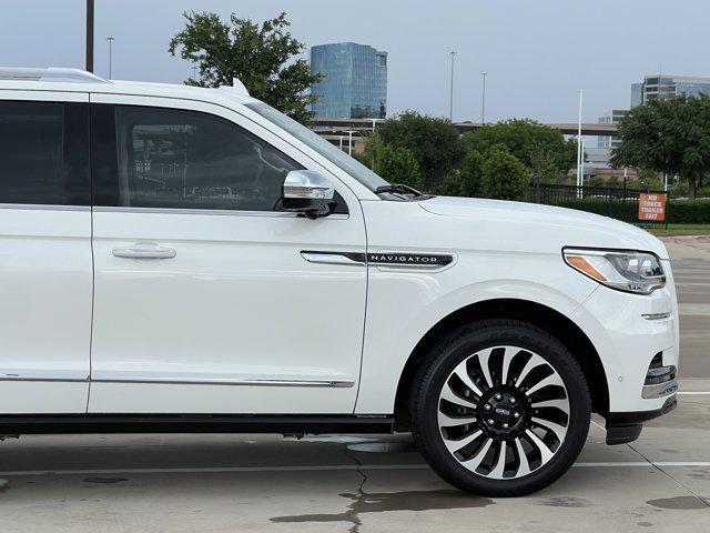 used 2023 Lincoln Navigator car, priced at $74,999