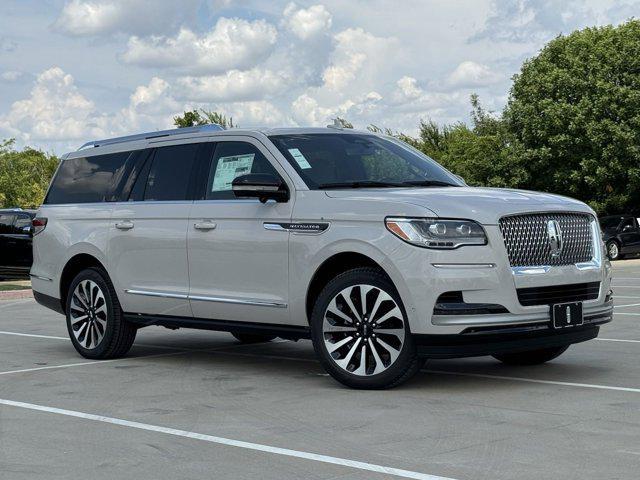 new 2024 Lincoln Navigator car, priced at $104,664