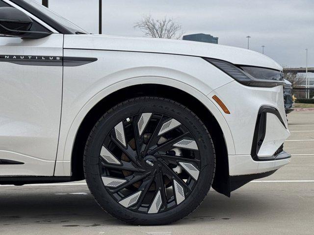 new 2025 Lincoln Nautilus car, priced at $81,395