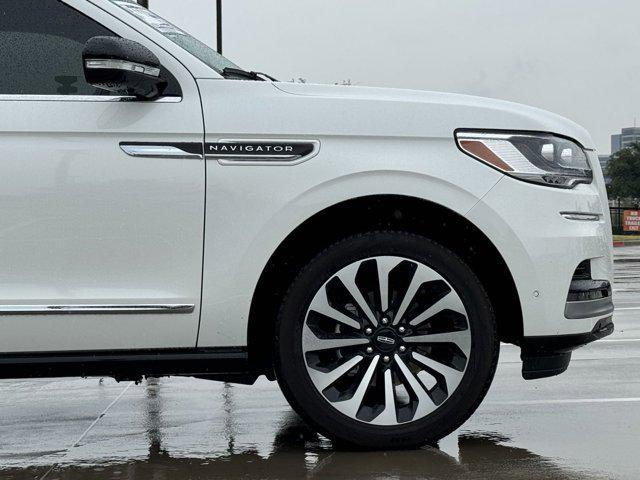 new 2024 Lincoln Navigator car, priced at $100,317