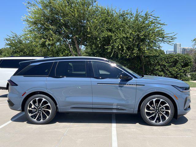 new 2025 Lincoln Nautilus car, priced at $81,475