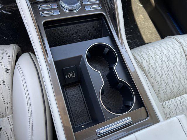 new 2025 Lincoln Nautilus car, priced at $81,475