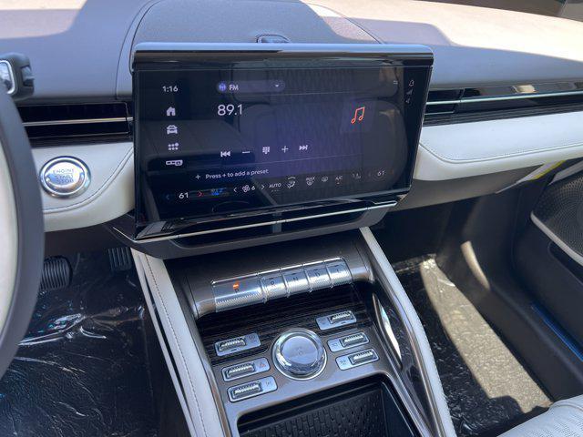 new 2025 Lincoln Nautilus car, priced at $81,475