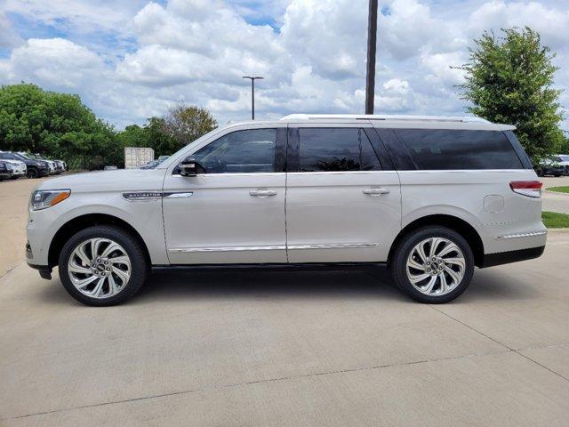 new 2024 Lincoln Navigator car, priced at $101,779