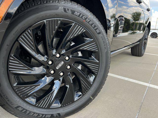 new 2025 Lincoln Navigator car, priced at $108,310