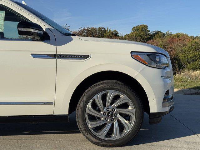 new 2024 Lincoln Navigator car, priced at $87,905