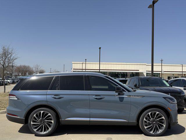 new 2025 Lincoln Aviator car