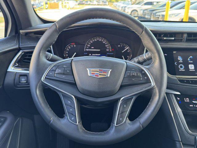 used 2017 Cadillac XT5 car, priced at $15,999