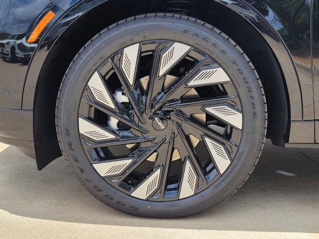 new 2024 Lincoln Nautilus car, priced at $77,345