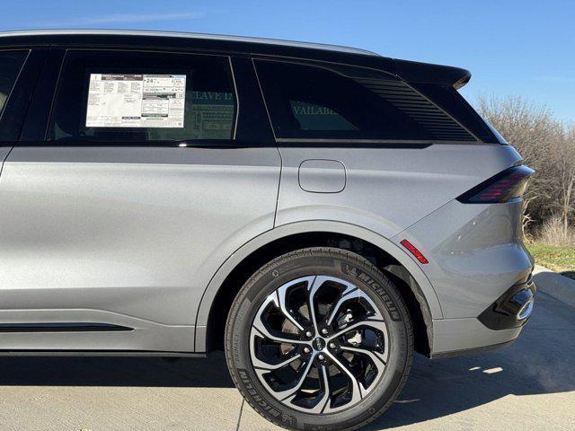 new 2025 Lincoln Nautilus car, priced at $62,455