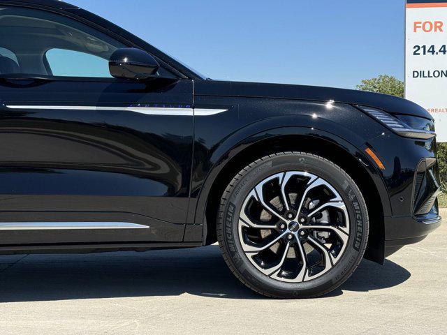 new 2024 Lincoln Nautilus car, priced at $62,611