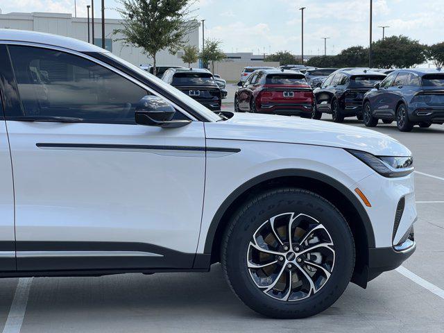 new 2025 Lincoln Nautilus car, priced at $60,547