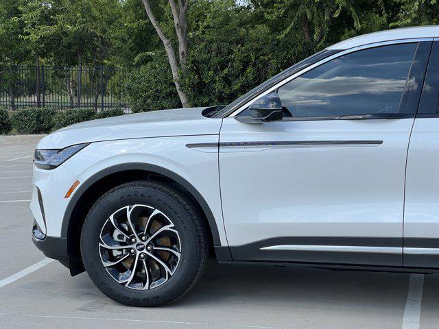 new 2025 Lincoln Nautilus car, priced at $60,547