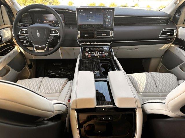 new 2024 Lincoln Navigator L car, priced at $117,464