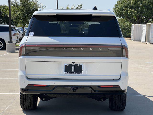 new 2025 Lincoln Navigator car, priced at $102,940