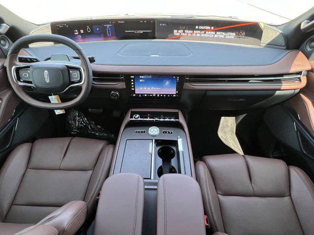 new 2025 Lincoln Navigator car, priced at $102,940