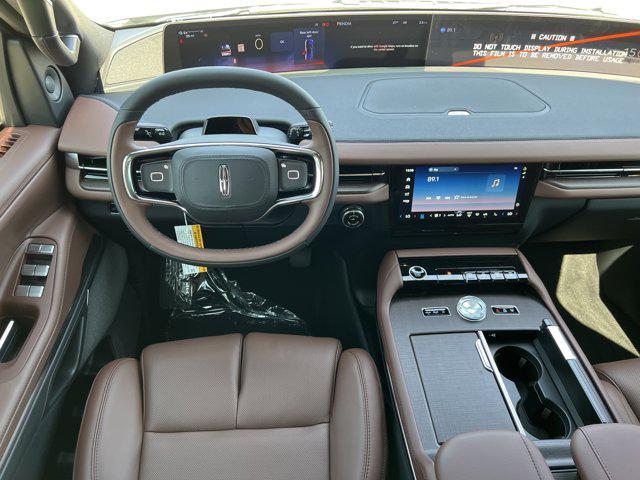new 2025 Lincoln Navigator car, priced at $102,940