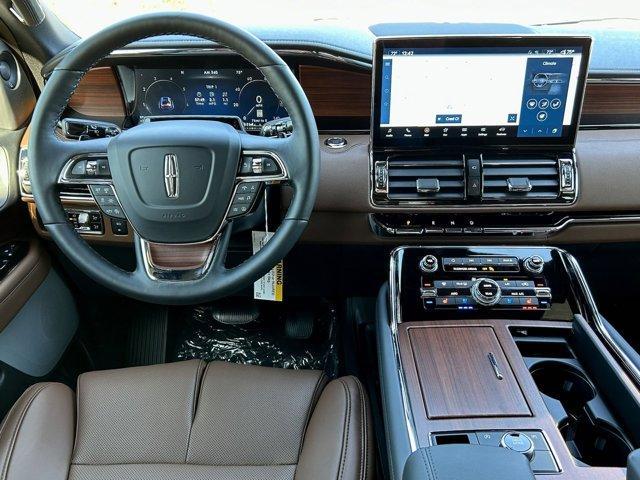new 2024 Lincoln Navigator L car, priced at $102,615