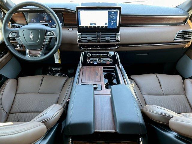 new 2024 Lincoln Navigator L car, priced at $102,615