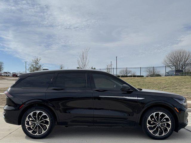 new 2025 Lincoln Nautilus car, priced at $56,108