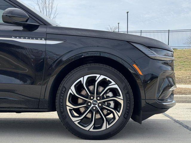 new 2025 Lincoln Nautilus car, priced at $56,108