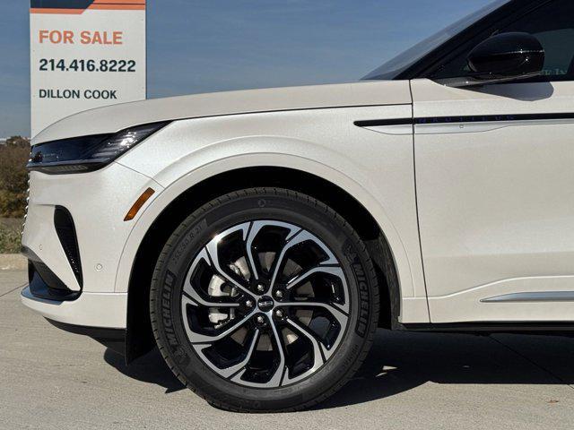 new 2025 Lincoln Nautilus car, priced at $62,355