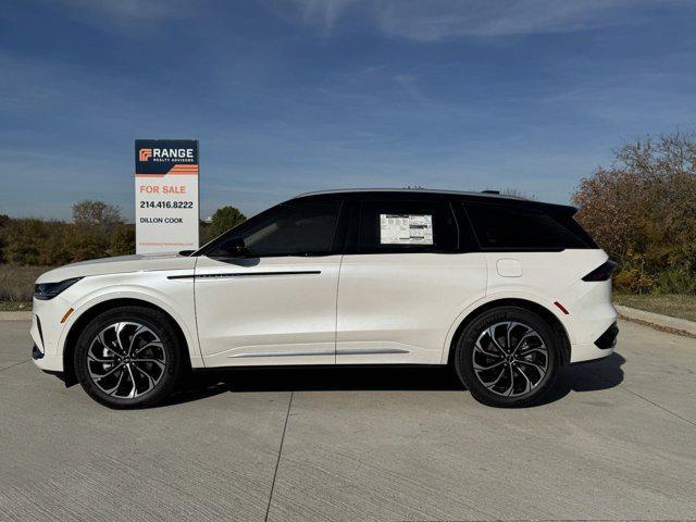 new 2025 Lincoln Nautilus car, priced at $62,355